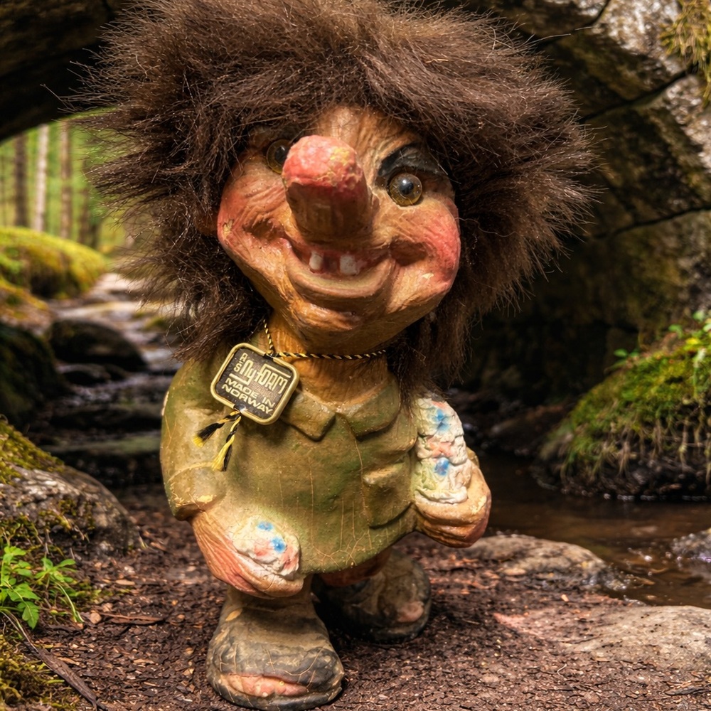Vintage Ny Form Troll Made in Norway I Need a Home